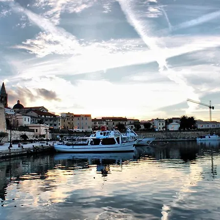 Couette-café Domo Acabara